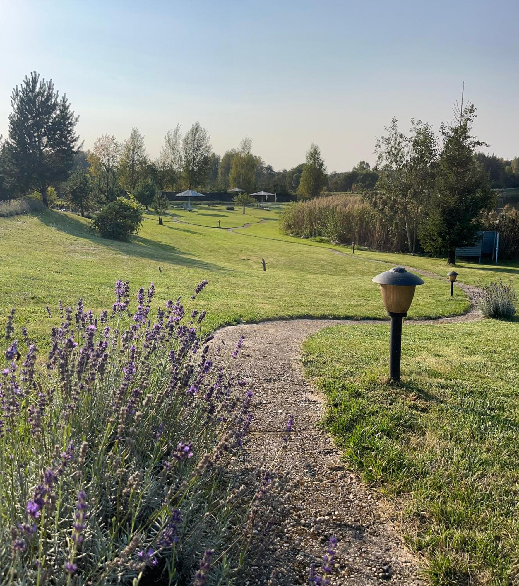 Lavender Village Kiemeliai Dış mekan fotoğraf